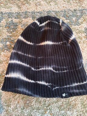 Black and White Tie-Dye Ribbed Beanie - Unbranded